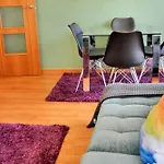 Modern 80 M² + Balcony