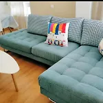Modern 80 M² + Balcony Lägenhet Málaga