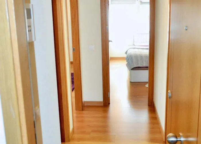 Apartment Modern 80 M² + Balcony *
