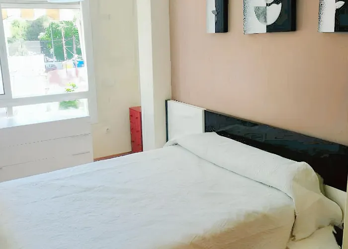Modern 80 M² + Balcony * Málaga